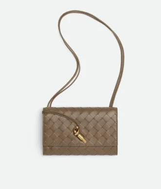 Andiamo Pouch mit Riemen