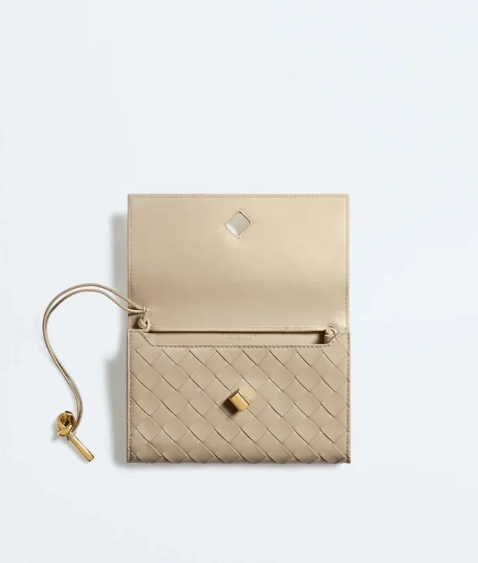 Andiamo Pouch mit Riemen Andiamo Pouch mit Riemen