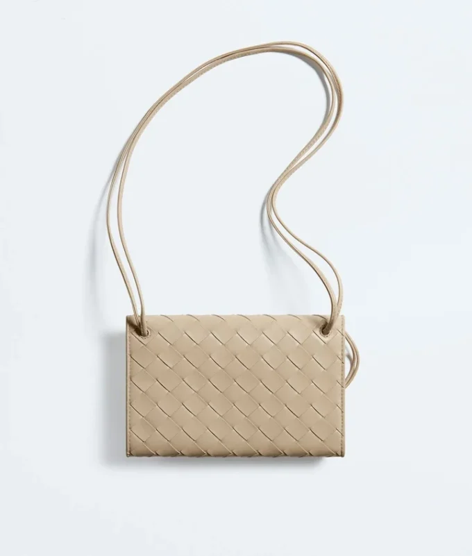 Andiamo Pouch mit Riemen Andiamo Pouch mit Riemen