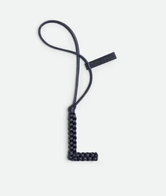 Anhänger in Form des Buchstabens L