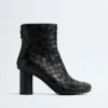 Atomic Stiefel Atomic Stiefel
