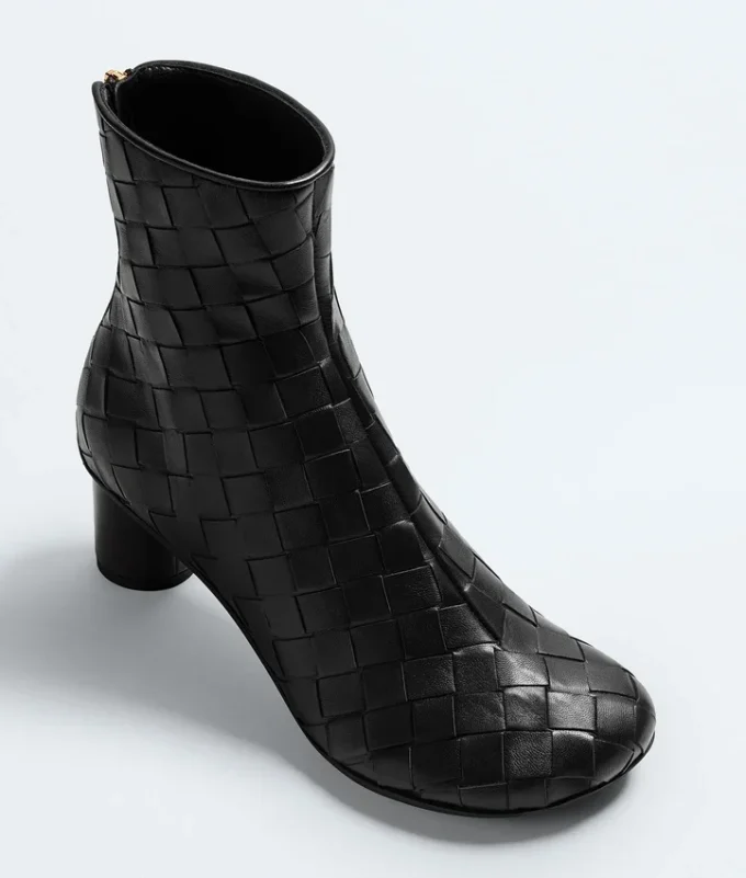 Atomic Stiefel Atomic Stiefel