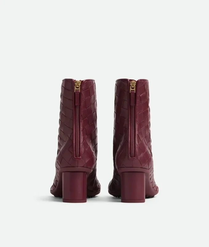 Atomic Stiefel Atomic Stiefel