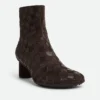Atomic Stiefel
