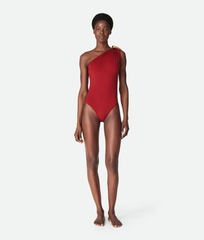 Badeanzug aus Stretch-Nylon Badeanzug aus Stretch-Nylon