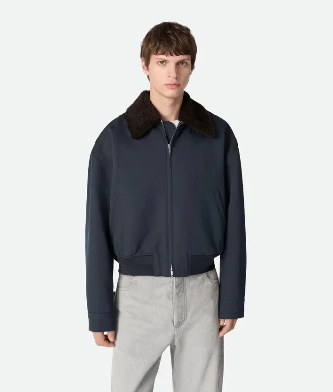 Bomberjacke aus Seiden- und Baumwolltwill Bomberjacke aus Seiden- und Baumwolltwill