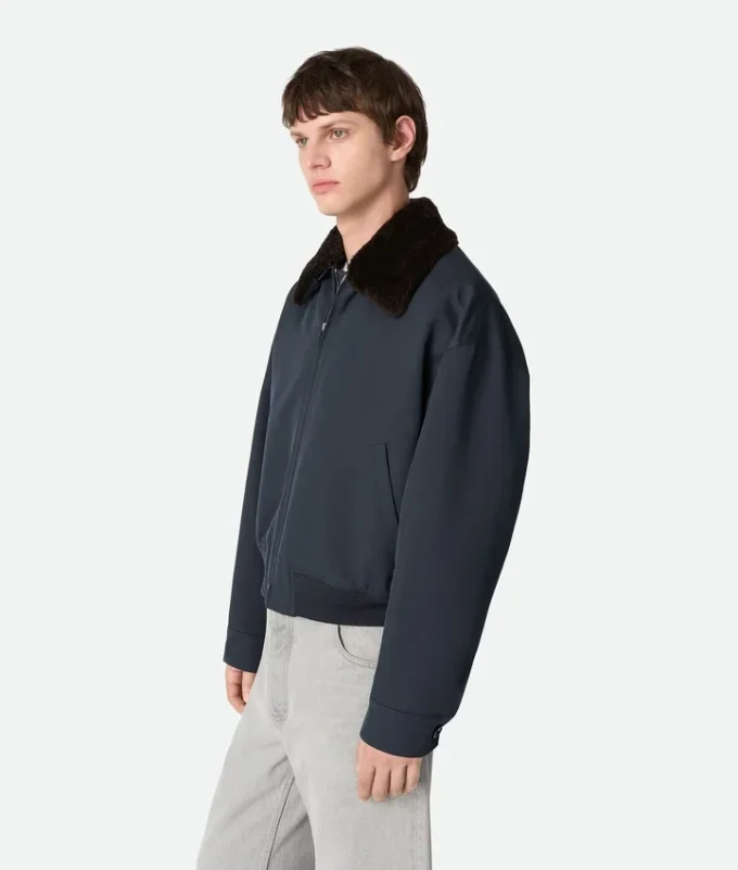 Bomberjacke aus Seiden- und Baumwolltwill Bomberjacke aus Seiden- und Baumwolltwill