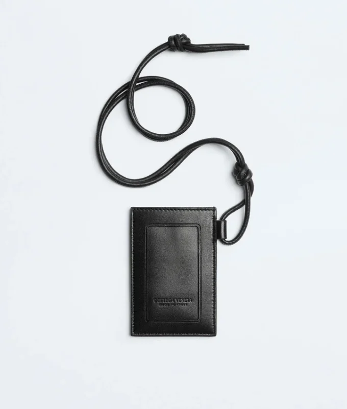 Cassette-Ausweishalter Cassette-Ausweishalter