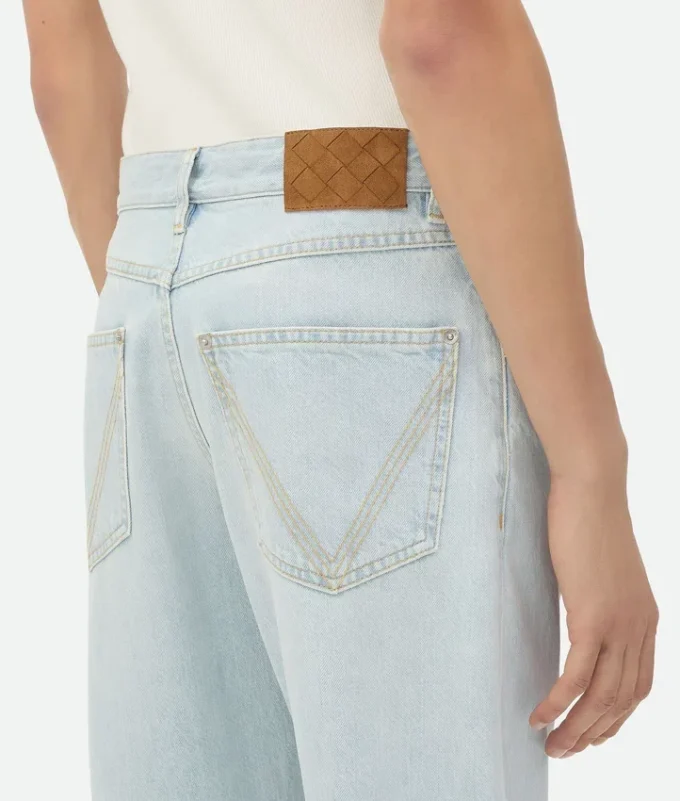 Extra gebleichte Straight-Jeans Extra gebleichte Straight-Jeans