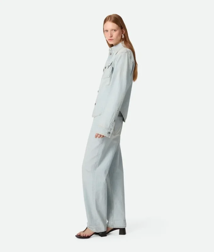 Extra gebleichtes Jeanshemd Extra gebleichtes Jeanshemd
