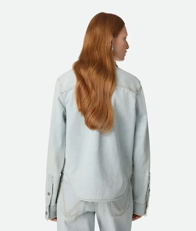 Extra gebleichtes Jeanshemd Extra gebleichtes Jeanshemd