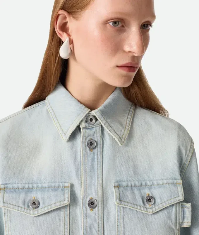 Extra gebleichtes Jeanshemd Extra gebleichtes Jeanshemd