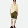 Farbige Denim-Shorts