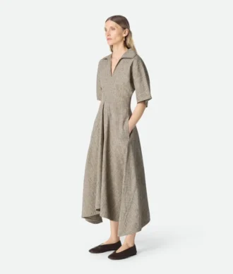 Fleck-Viskose-Kleid