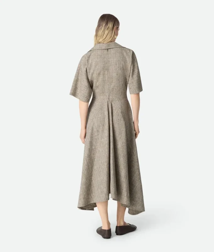 Fleck-Viskose-Kleid Fleck-Viskose-Kleid