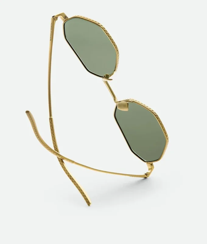 Geometrische Intrecciato-Sonnenbrille Geometrische Intrecciato-Sonnenbrille