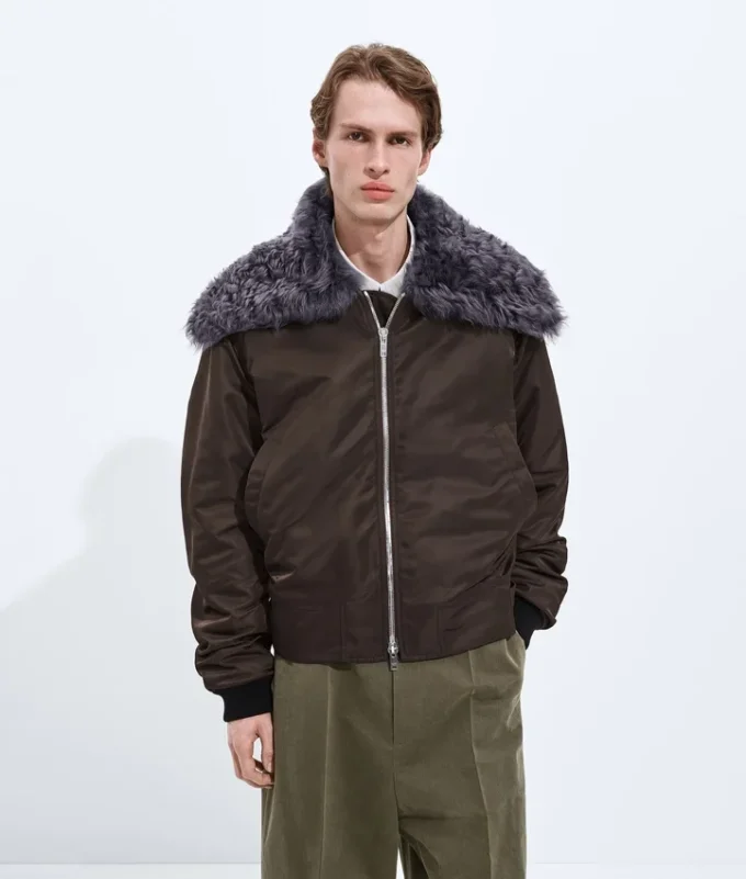 Gepolsterte Nylon-Bomberjacke Gepolsterte Nylon-Bomberjacke