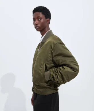 Gepolsterte Nylon-Bomberjacke