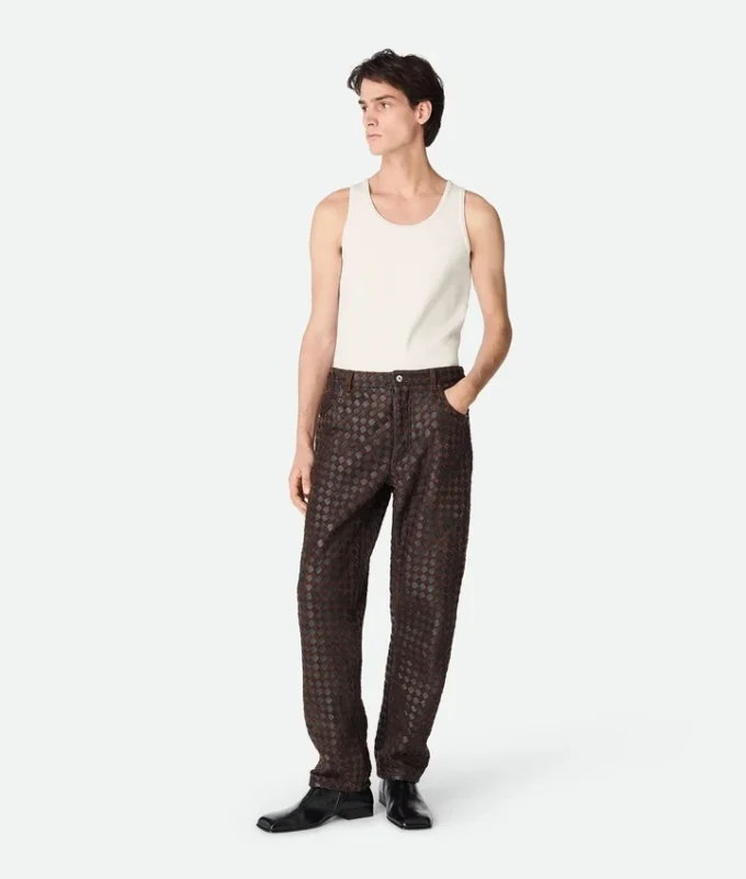 Gerade Hose aus Intrecciato-Leder und Wildleder Gerade Hose aus Intrecciato-Leder und Wildleder
