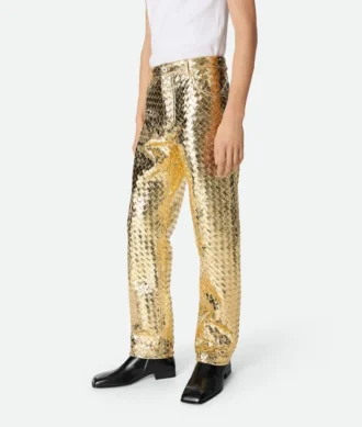 Gerade Hose aus laminiertem Intrecciato-Leder