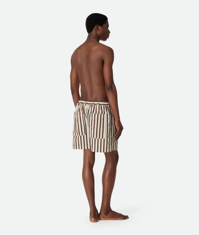 Gestreifte Nylon-Badeshorts