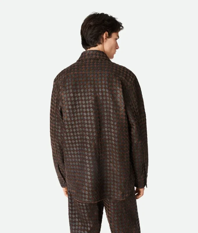 Hemd aus Intrecciato-Leder und Wildleder Hemd aus Intrecciato-Leder und Wildleder