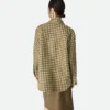 Hemd aus Intrecciato-Leder und Wildleder Hemd aus Intrecciato-Leder und Wildleder