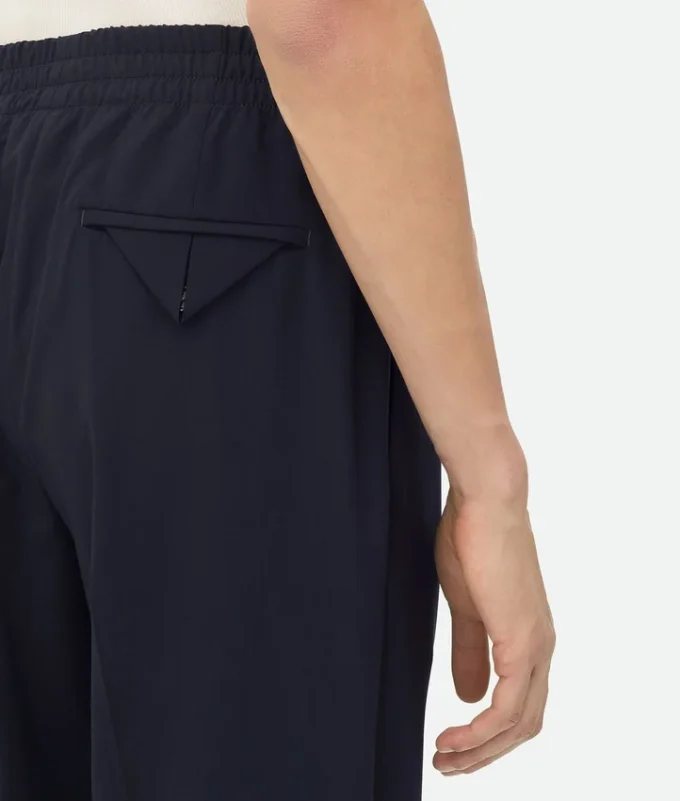 Hose aus feiner Wolle Hose aus feiner Wolle