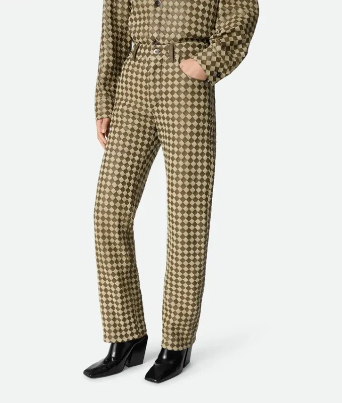 Hose aus Intrecciato-Leder und Wildleder