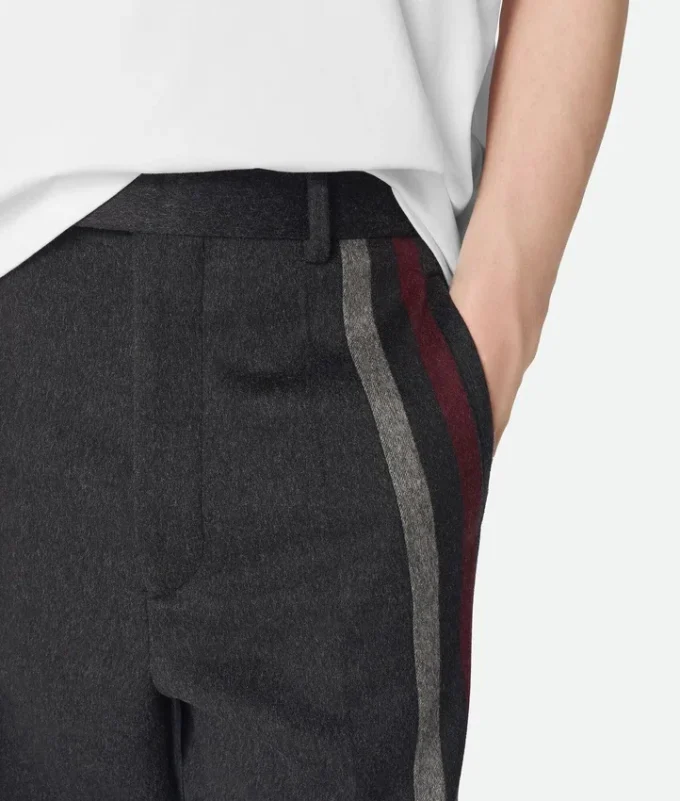 Hose aus Wolle und Kaschmir Hose aus Wolle und Kaschmir