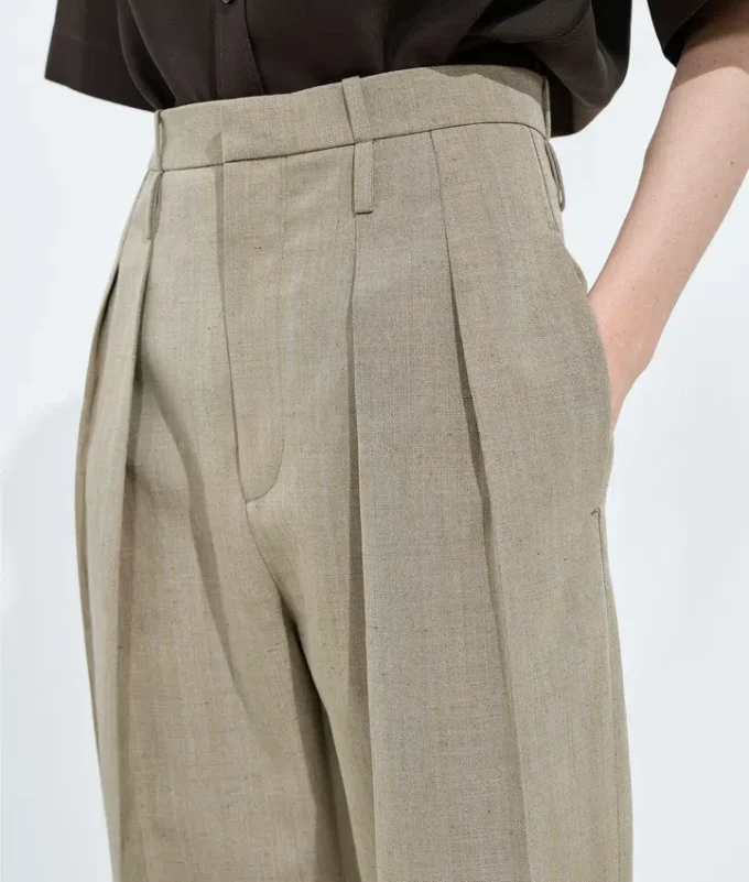 Hose aus Wolle und Leinen Hose aus Wolle und Leinen