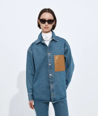 Indigo-Jeans-Hemd in mittlerer Größe Indigo-Jeans-Hemd in mittlerer Größe