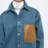 Indigo-Jeans-Hemd in mittlerer Größe Indigo-Jeans-Hemd in mittlerer Größe