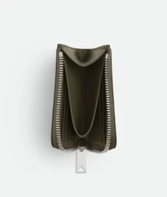 Intrecciato-geprägte quadratische Zip-Around-Geldbörse