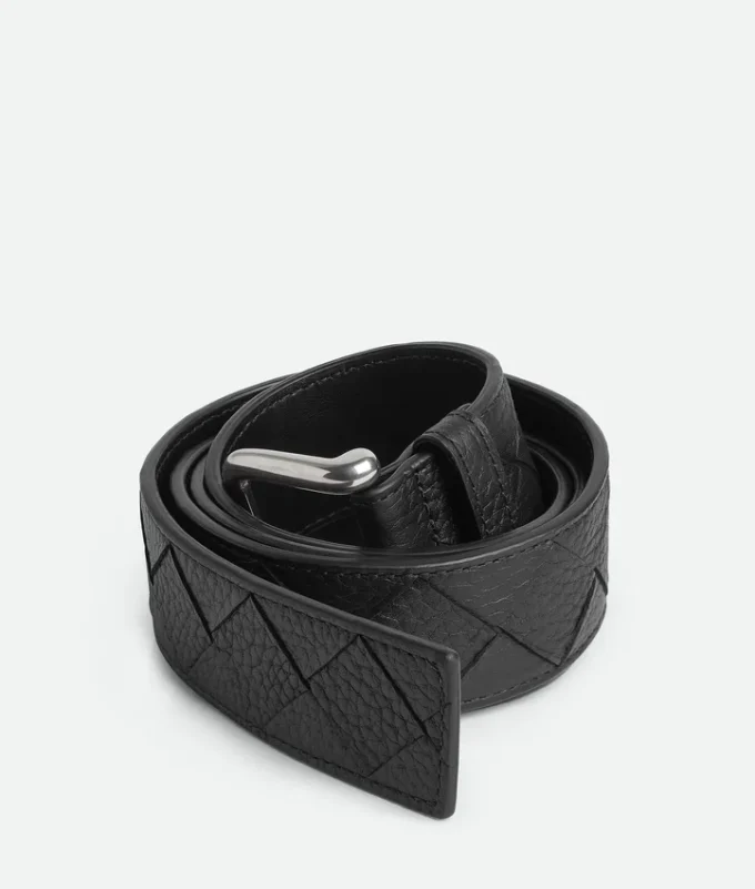 Intrecciato-Gürtel aus Taurillon-Leder Intrecciato-Gürtel aus Taurillon-Leder