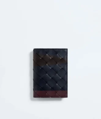 Intrecciato-Kartenetui mit Klappe