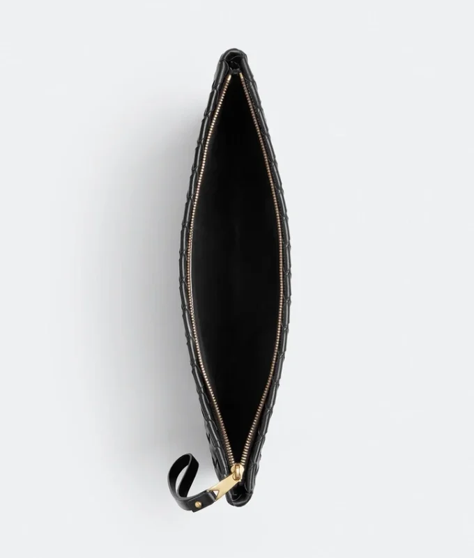 Intrecciato Large Flat Pouch Intrecciato Large Flat Pouch