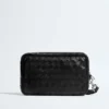 Intrecciato-Pouch mit Handschlaufe Intrecciato-Pouch mit Handschlaufe
