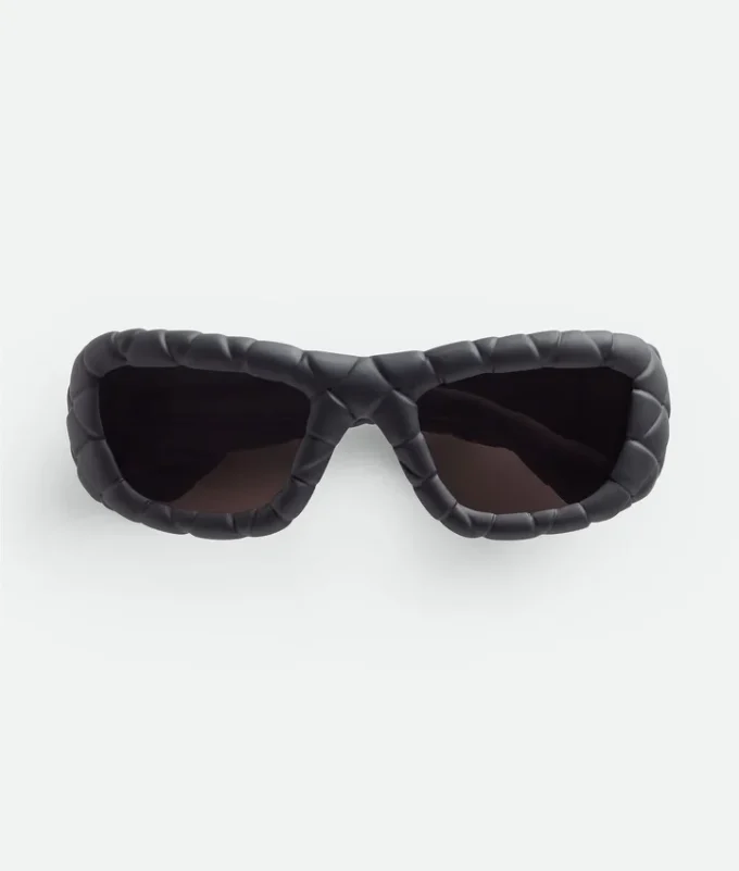 Intrecciato-Sonnenbrille mit rechteckigem Rahmen Intrecciato-Sonnenbrille mit rechteckigem Rahmen