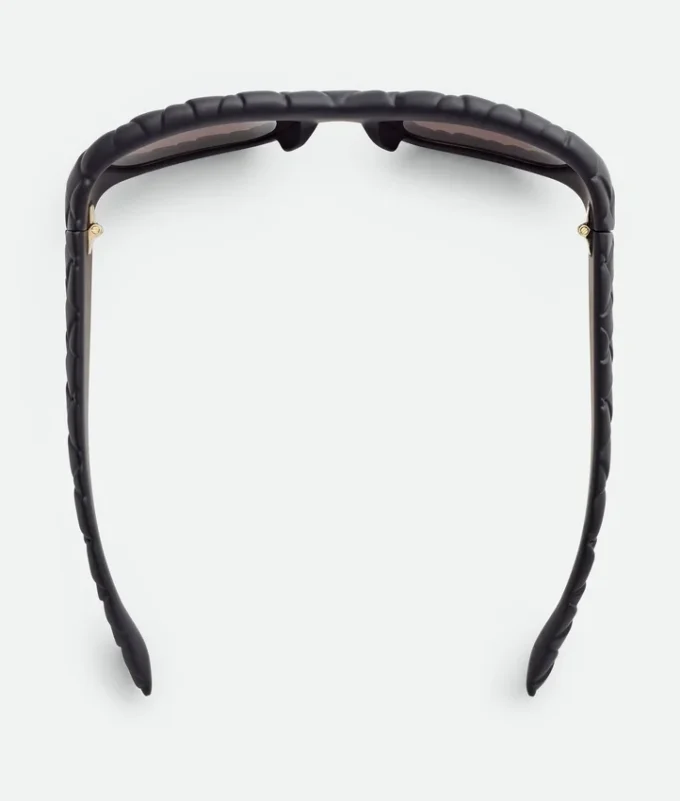 Intrecciato-Sonnenbrille mit rechteckigem Rahmen Intrecciato-Sonnenbrille mit rechteckigem Rahmen