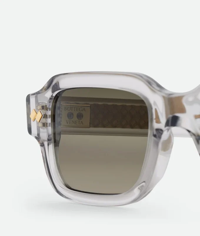 Intrecciato-Sonnenbrille mit rechteckigem Rahmen Intrecciato-Sonnenbrille mit rechteckigem Rahmen