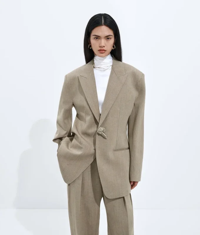 Jacke aus Woll- und Leinenmelange Jacke aus Woll- und Leinenmelange
