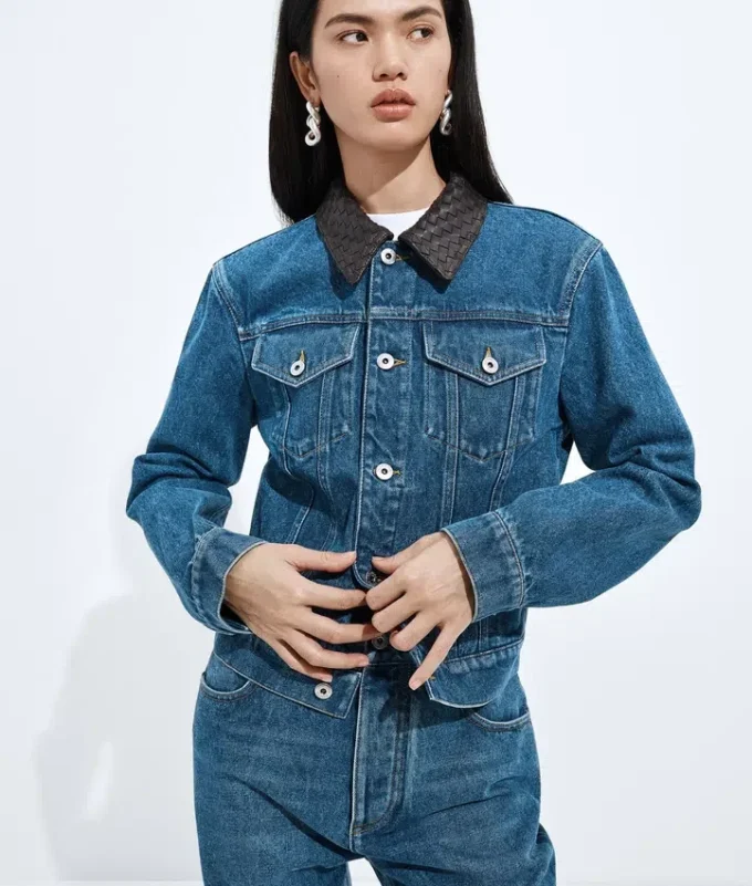 Jacke in Medium Indigo Jacke in Medium Indigo