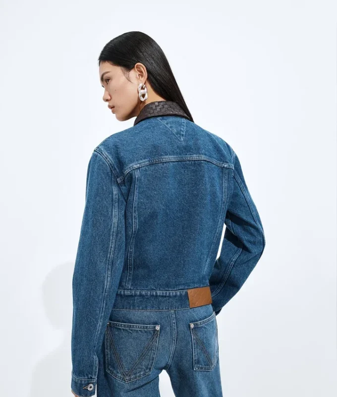 Jacke in Medium Indigo Jacke in Medium Indigo