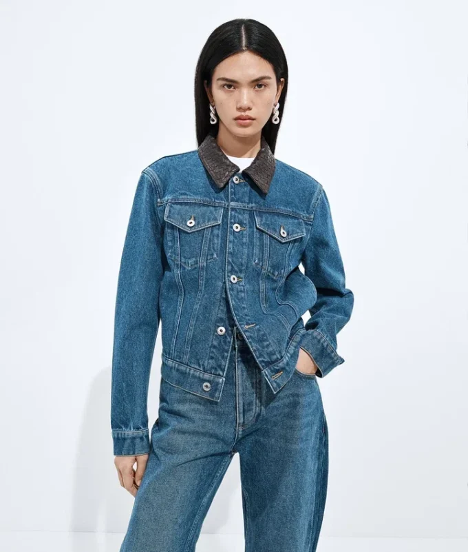 Jacke in Medium Indigo Jacke in Medium Indigo