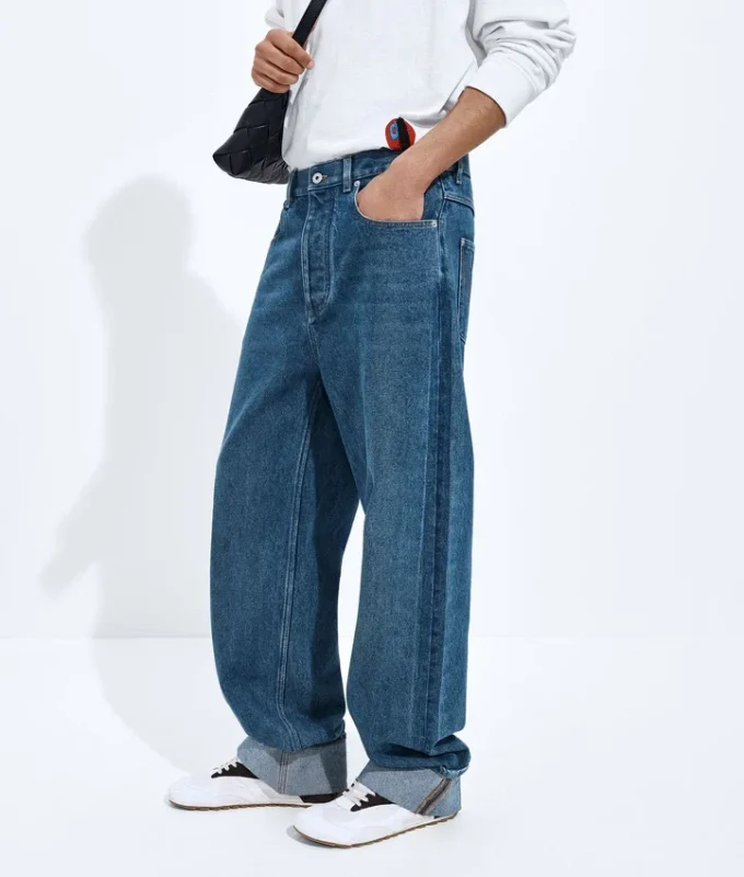 Jeans in mittlerem Indigo mit Umschlag Jeans in mittlerem Indigo mit Umschlag