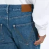 Jeans mit geradem Bein in mittlerem Indigo Jeans mit geradem Bein in mittlerem Indigo