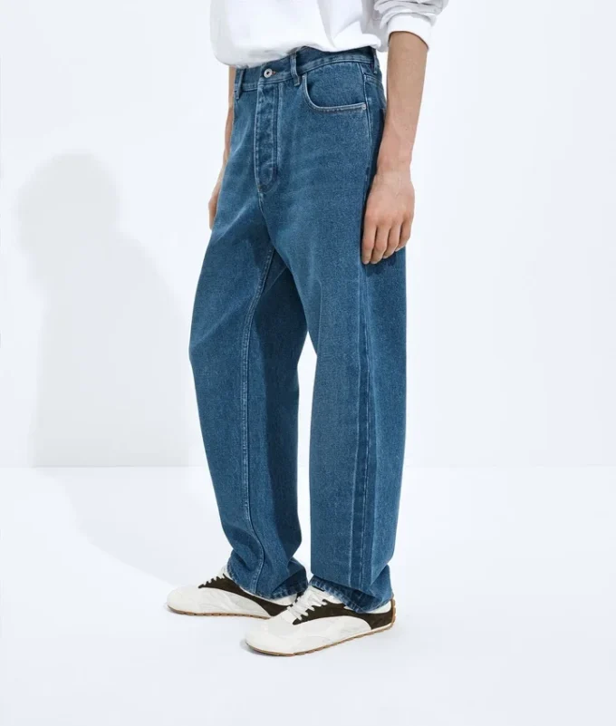Jeans mit weitem Bein in mittlerem Indigo Jeans mit weitem Bein in mittlerem Indigo