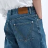 Jeans mit weitem Bein in mittlerem Indigo Jeans mit weitem Bein in mittlerem Indigo