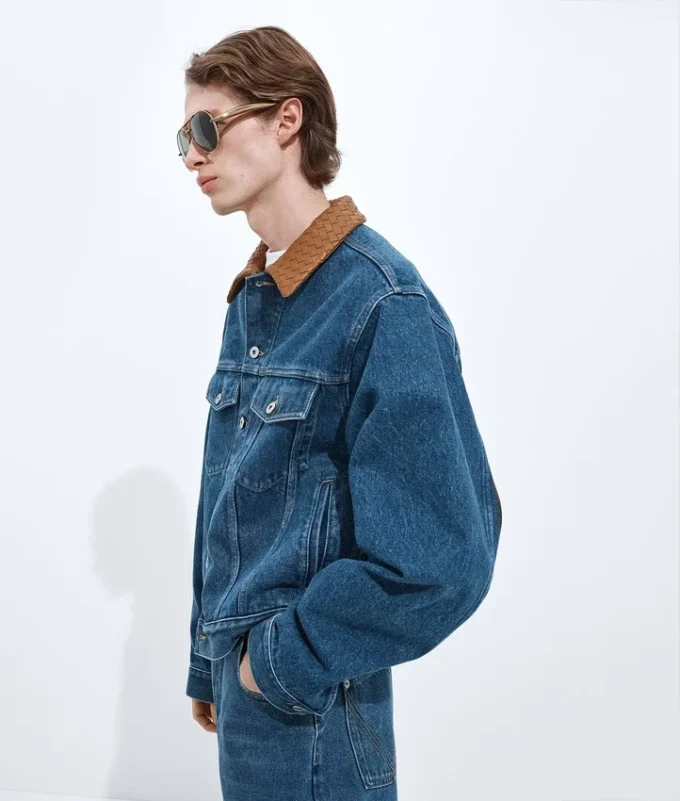 Jeansjacke in Indigo, Größe M Jeansjacke in Indigo, Größe M
